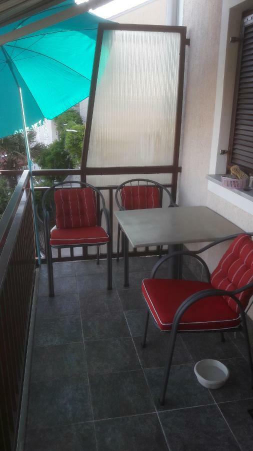 Apartman Davor Crikvenica Exterior foto